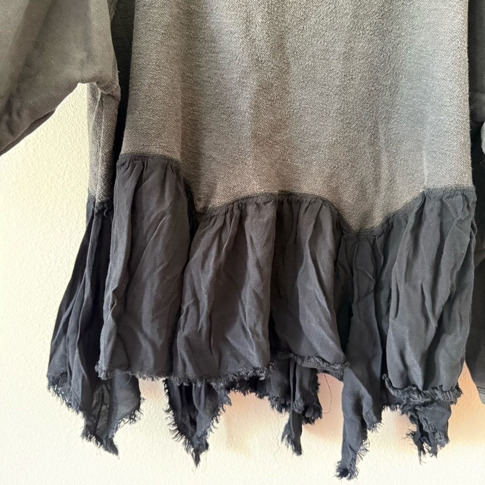Free People Duster Pullover with Ruffled Asymmetrical Hem Black Large - Picture 3 of 8